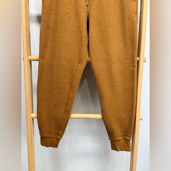 LULULEMON ATHLETICA Tan Warm Down textured Jogger size 8 - Picture 5 of 13